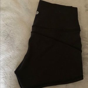 Lululemon align short size 6